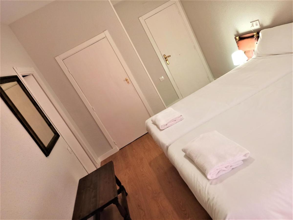 Hotel Del Trueno Ezcaray Exteriör bild